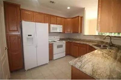 3082 Brockenhurst, Buford, GA 30519 - Photo 4