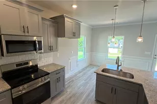 637 Bald Ridge Cir, Demorest, GA 30535 - Photo 8