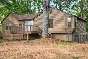 1081 Oak Rd SW, Lilburn, GA 30047 - Photo 28