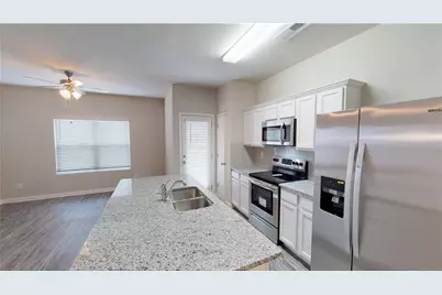 4048 Kingsbrook Boulevard, Decatur, GA 30034 - Photo 1