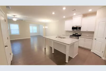 1636 Lansing Bluff Walk, Lawrenceville, GA 30043 - Photo 2
