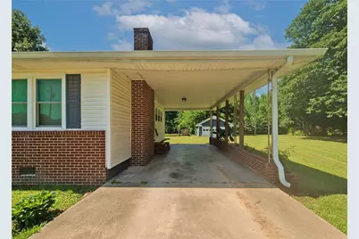 1803 Bowman Highway NW, Dewy Rose, GA 30634 - Photo 8