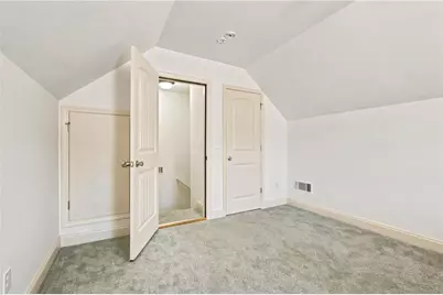 6204 Cove Creek Drive, Flowery Branch, GA 30542 - Photo 68