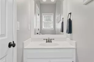 230 Shyrewood Dr, Lawrenceville, GA 30043 - Photo 22