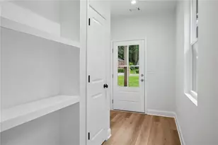 1867 Oakmont Dr NW, Atlanta, GA 30314 - Photo 4