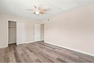 1807 Ashborough Circle SE #E, Marietta, GA 30067 - Photo 16