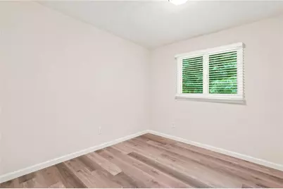 1807 Ashborough Circle SE #E, Marietta, GA 30067 - Photo 18