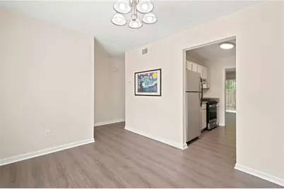 1807 Ashborough Circle SE #E, Marietta, GA 30067 - Photo 4