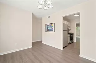 1807 Ashborough Circle SE, Marietta, GA 30067 - Photo 4