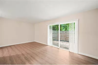1807 Ashborough Circle SE #E, Marietta, GA 30067 - Photo 12