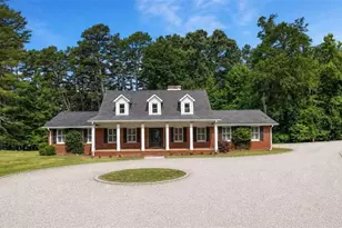 3464 Maynard Cir, Gainesville, GA 30506 - Photo 2