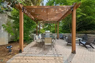 245 N Highland Ave NE, Atlanta, GA 30307 - Photo 32