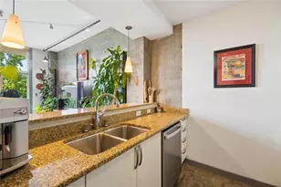 245 N Highland Ave NE, Atlanta, GA 30307 - Photo 10