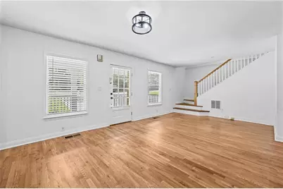 2429 Claude Street NW, Atlanta, GA 30318 - Photo 6