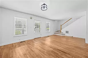 2429 Claude St NW, Atlanta, GA 30318 - Photo 6