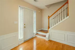 660 Glenbarrett Ct NE, Marietta, GA 30066 - Photo 2