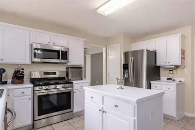 660 Glenbarrett Court NE, Marietta, GA 30066 - Photo 8