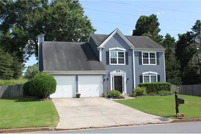 660 Glenbarrett Court NE, Marietta, GA 30066 - Photo 1