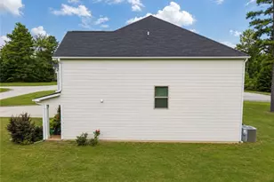 200 Woodlands Dr, Jackson, GA 30233 - Photo 28