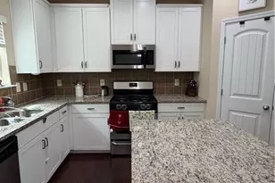 3840 Green Ridge Ct, Gainesville, GA 30507 - Photo 6