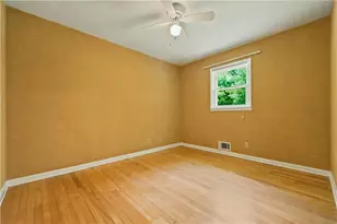 3576 Lakeshore Dr, Smyrna, GA 30082 - Photo 12