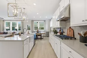 2210 Dreycott Ln, Lawrenceville, GA 30043 - Photo 10