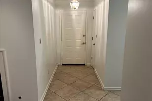 1010 Wynnes Ridge Cir SE, Marietta, GA 30067 - Photo 2