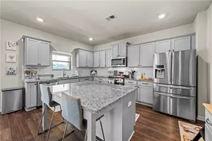 489 Azalea Bloom Dr, Loganville, GA 30052 - Photo 4