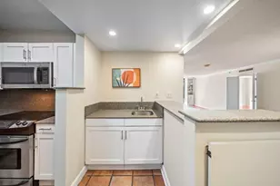 2870 Pharr Ct NW, Atlanta, GA 30305 - Photo 10