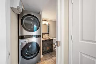2870 Pharr Ct NW, Atlanta, GA 30305 - Photo 18