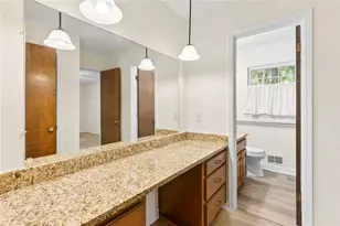 708 Rollingwood Dr, Stone Mountain, GA 30087 - Photo 24