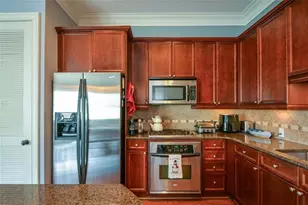 3635 E Paces Circle NE, Atlanta, GA 30326 - Photo 18