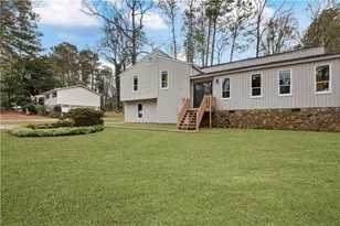 2532 Hidden Hills Dr, Marietta, GA 30066 - Photo 4