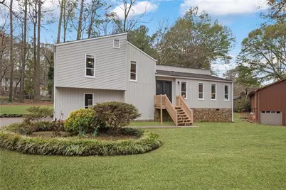 2532 Hidden Hills Dr, Marietta, GA 30066 - Photo 2