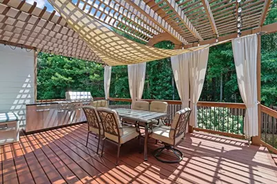 1675 Dew Place, Marietta, GA 30064 - Photo 6