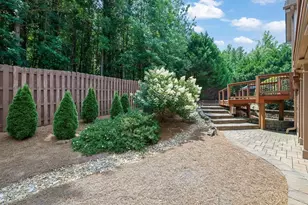 1675 Dew Pl, Marietta, GA 30064 - Photo 10