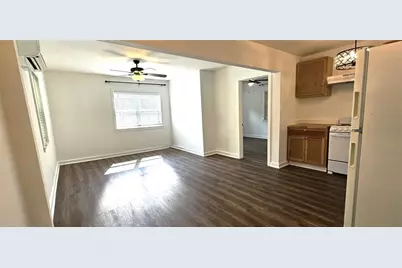 3230 W Shadowlawn Avenue NE #Garage Apt, Atlanta, GA 30305 - Photo 2
