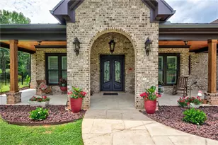 233 Hunter Rd, Jefferson, GA 30549 - Photo 2