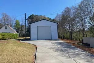 5919 River Rd, Flowery Branch, GA 30542 - Photo 8
