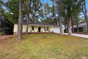 85 Hartley Woods Dr NE, Kennesaw, GA 30144 - Photo 2