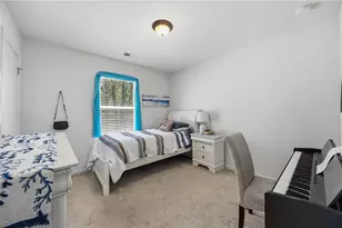 4021 Princeton Lakes Pass SW, Atlanta, GA 30331 - Photo 16