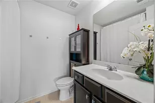 4021 Princeton Lakes Pass SW, Atlanta, GA 30331 - Photo 18