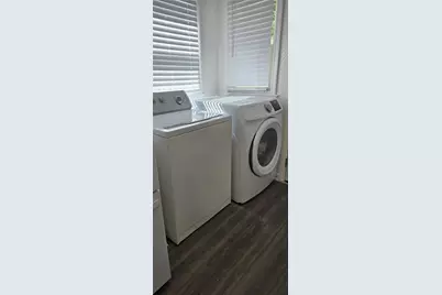 606 W Lake Avenue NW, Atlanta, GA 30318 - Photo 14