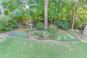2515 Chandler Grove Dr, Buford, GA 30519 - Photo 52