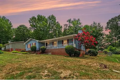 5385 Rockmoor Drive, Stone Mountain, GA 30088 - Photo 2