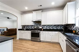 190 Cornerstone Cir, Woodstock, GA 30188 - Photo 12