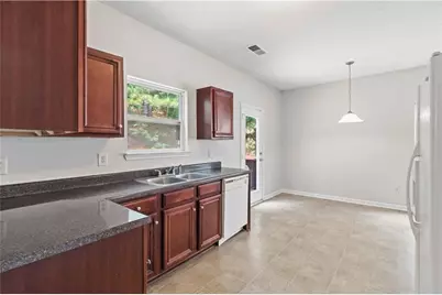 5605 Grande River Road, Atlanta, GA 30349 - Photo 16