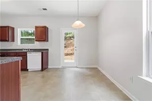 5605 Grande River Rd, Atlanta, GA 30349 - Photo 12