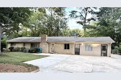 645 Dorsey Circle SW, Lilburn, GA 30047 - Photo 4