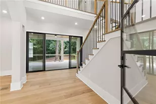 2400 Burch Cir NE, Atlanta, GA 30319 - Photo 12